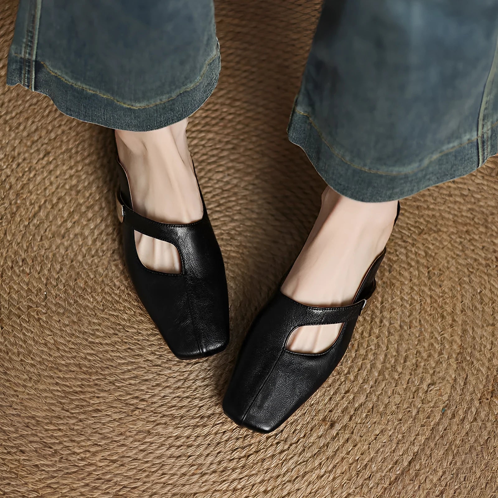 British-style square toe outdoor slippers with low heel and rubber sole