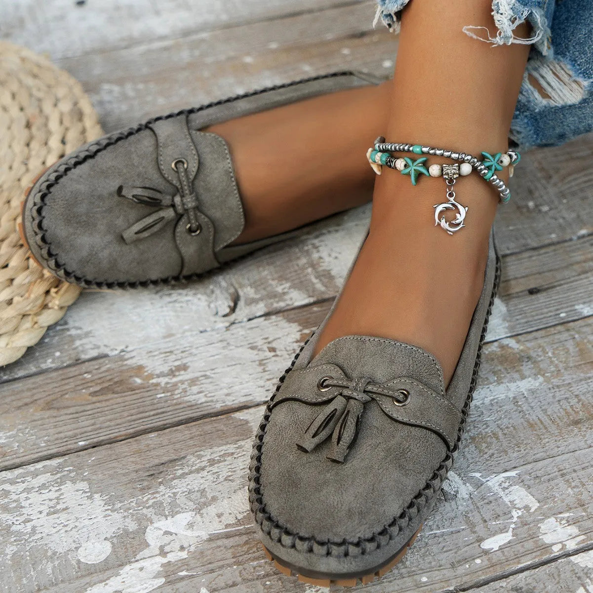 Women's pure colour bow flat shoes in suede with round toe and low heel, apricot colour