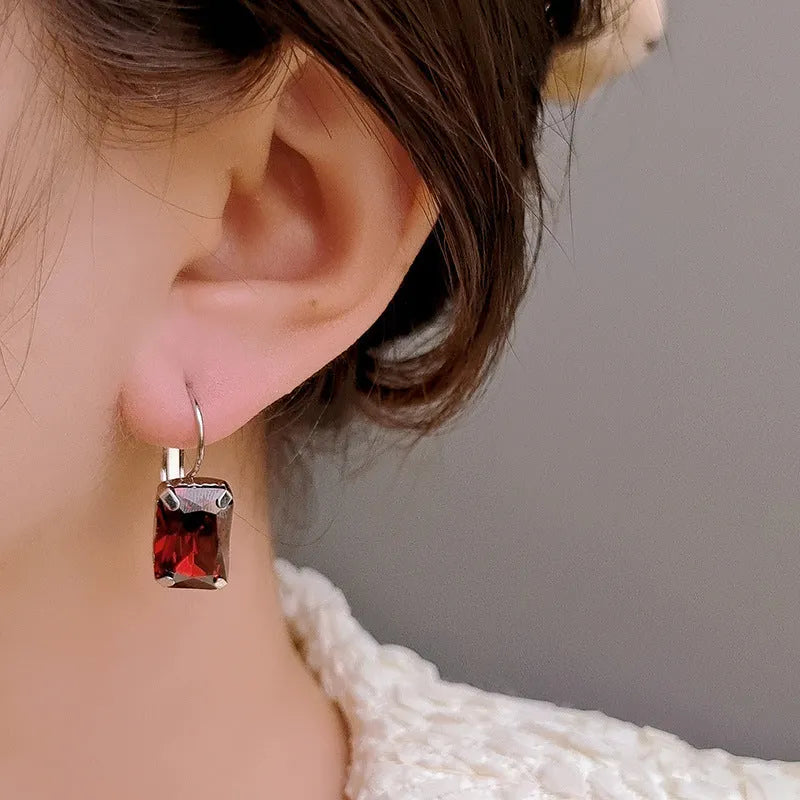 Women's square crystal earrings in copper, 25x10mm, available in purple red and yellow