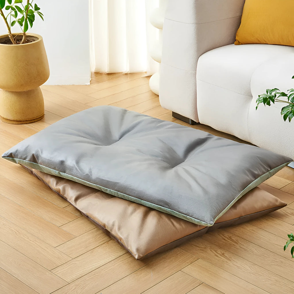 Cool summer cat nest sleeping mat pet bed in Blue, size L, on a floor
