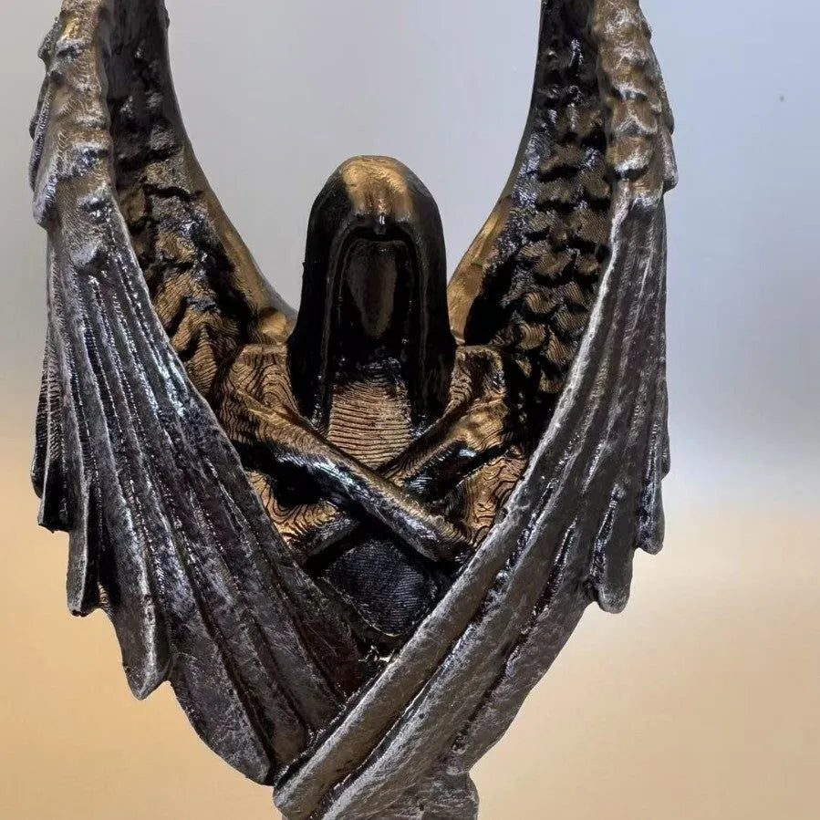 Dark angel resin statue ornament measuring 17 cm height with detailed sculptural features