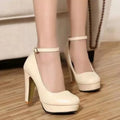 Women's chunky heel high heels in milky white or black with 3-5 cm mid heels and rubber soles