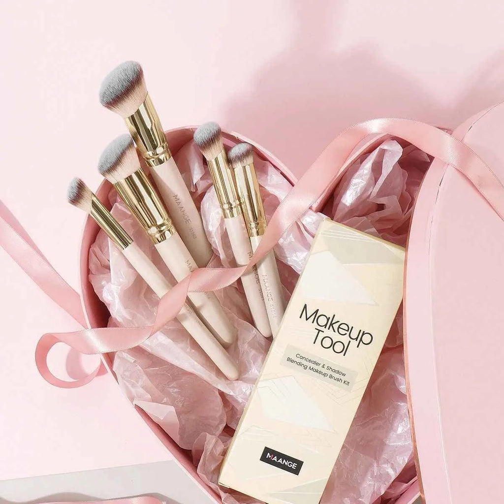 MAANGE 5-piece angled blush makeup brush set in apricot colour with synthetic bristles for powder and foundation application