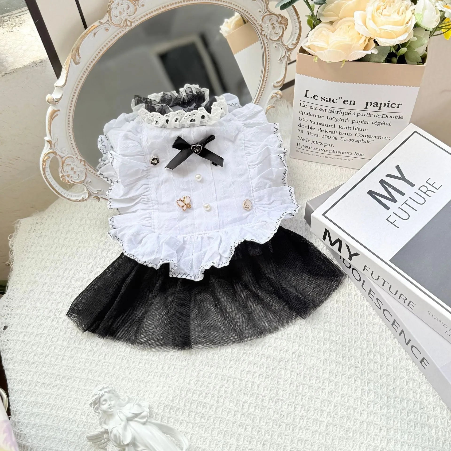 White polyester princess style waltz gauze skirt for small dogs on size chart