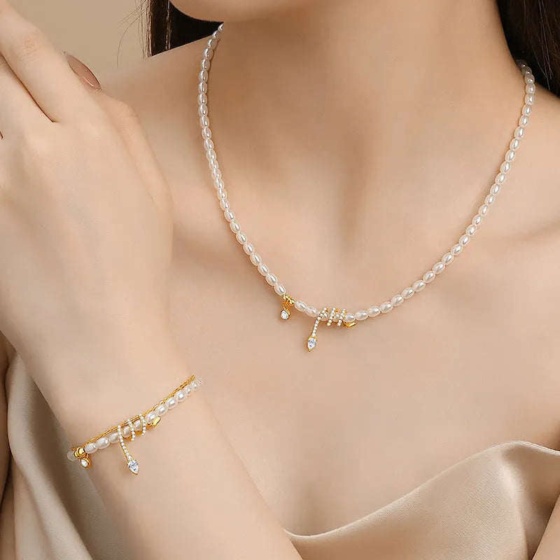 New Chinese style snake motif bracelet in 925 silver with electroplated gold or white finish