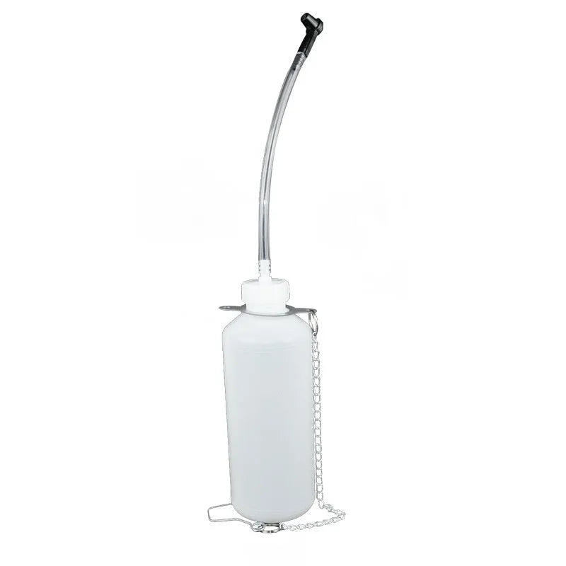 Pneumatic brake fluid replacement machine with pressure gauge and transparent drain hose