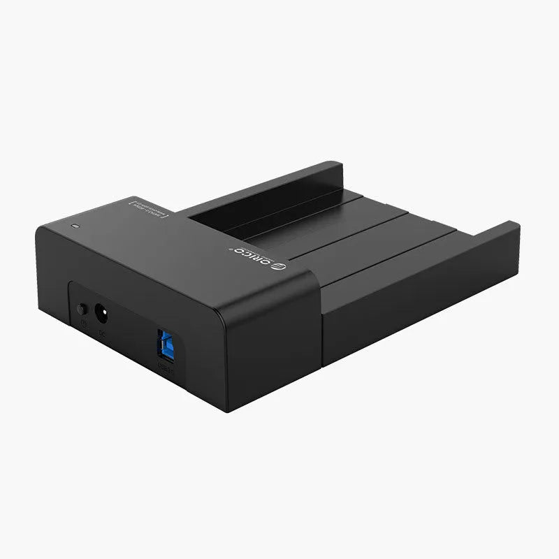 Black universal SATA hard disk enclosure for 2.5 and 3.5 inch drives with USB cable