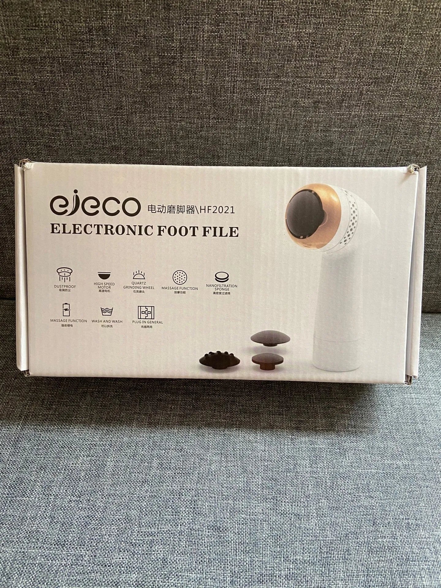 Electric vacuum foot grinder with quartz grinding heads in gold and silver colour options