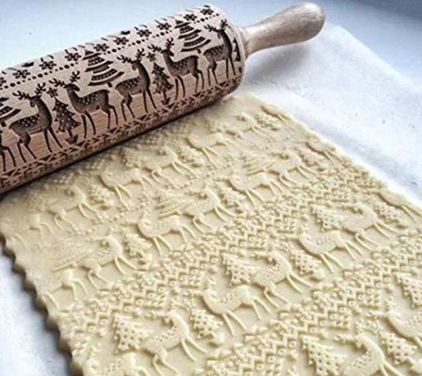 Wooden Christmas embossing rolling pin with snowflake pattern, 45cm length, natural wood finish