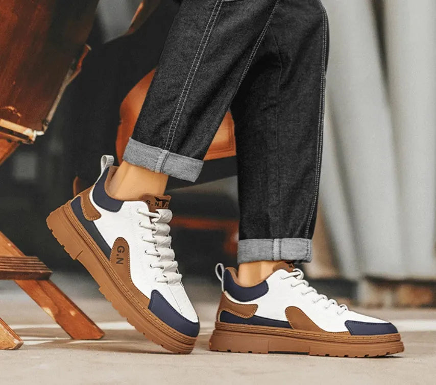 Summer platform casual sneakers with thick rubber sole, black and white colour options, height-increasing design