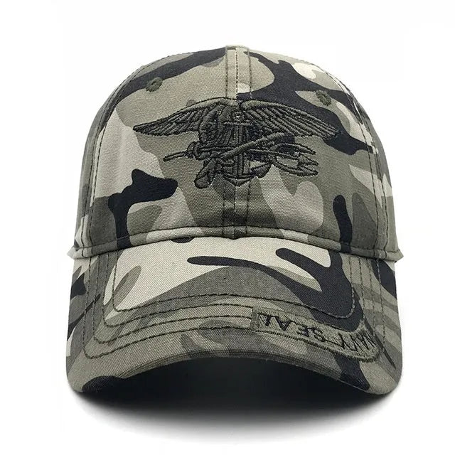 Army tactical baseball cap in green with adjustable strap lightweight polyester cotton blend