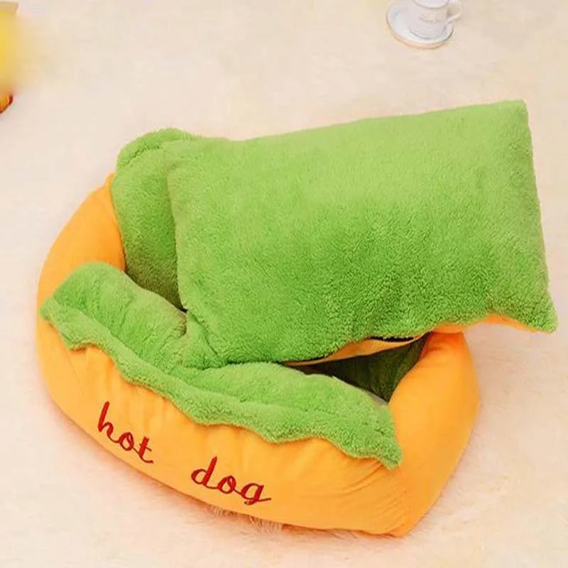 Washable flannelette dog bed in extra large size with jean cloth sides and anti-slip oxford base