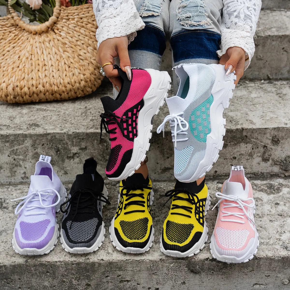 Fashion all-match platform sneakers with breathable Flyknit upper and non-slip rubber outsole in multiple colours