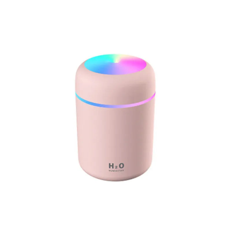 Compact car air purifying humidifier with 300ml water tank, USB powered, in white colour