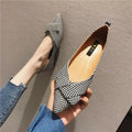 Korean-style women's pointed shallow mouth flats in red or black with cotton upper