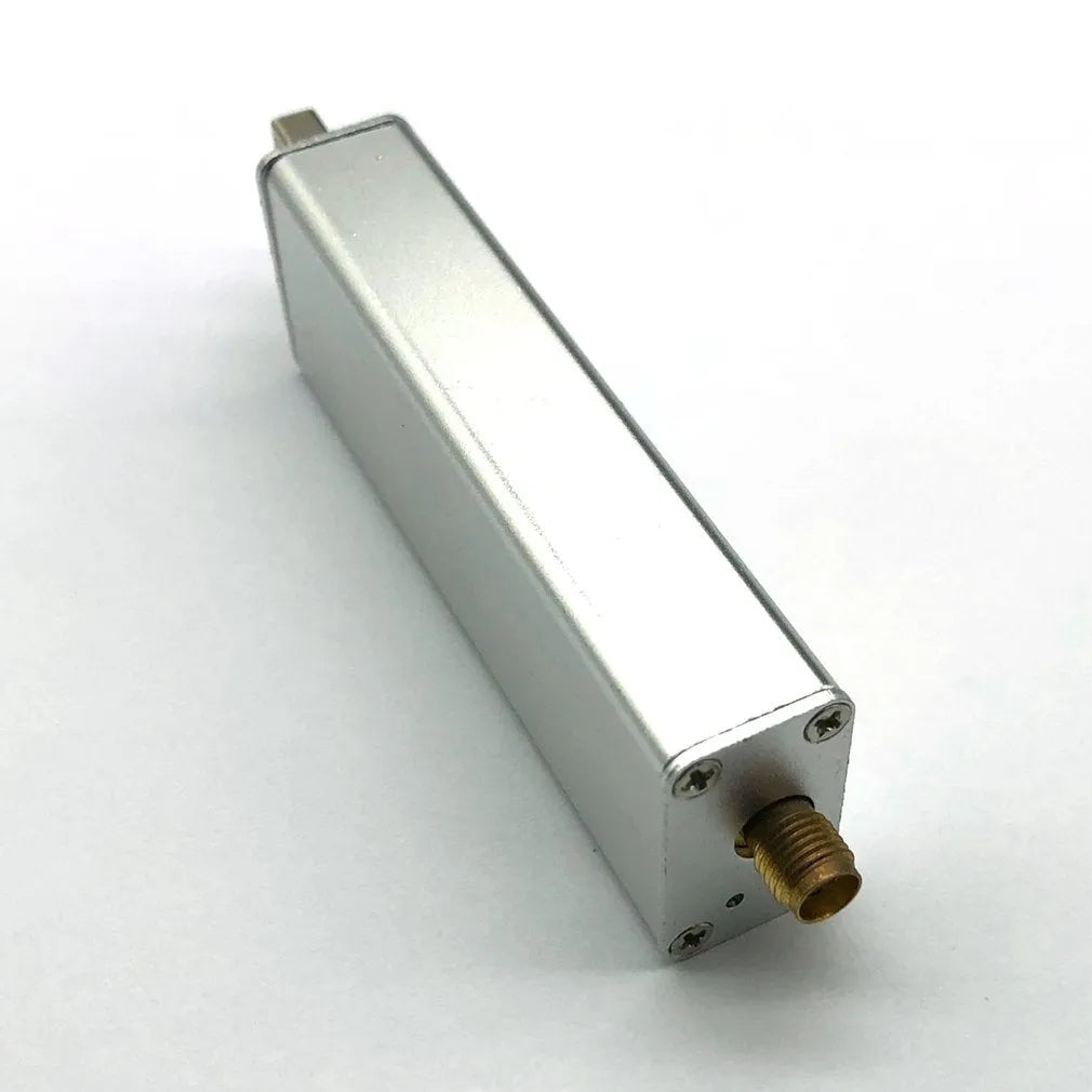 A300U black metal SDR receiver with golden SMA connector for 25MHz-1700MHz frequency coverage