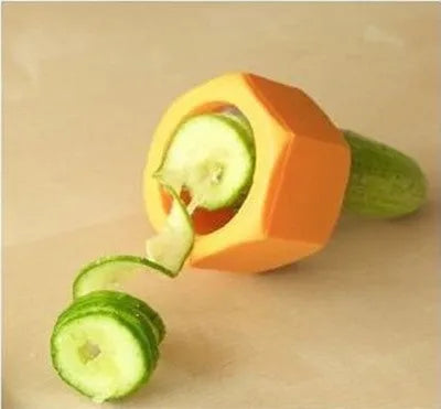 Yellow and green spiral vegetable cutter with 8cm diameter for slicing cucumbers