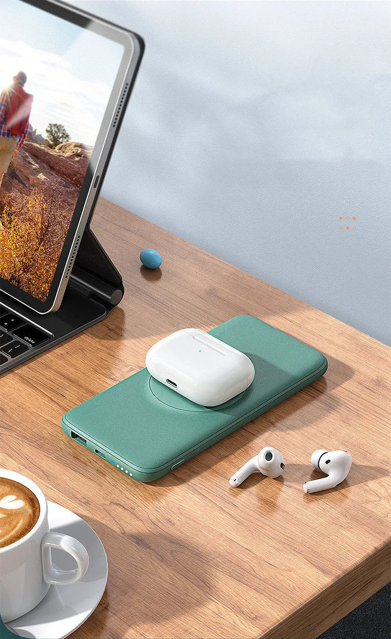 Maiduo MagSafe magnetic wireless power bank in mint green colour showing dimensions 15.5cm × 7.5cm