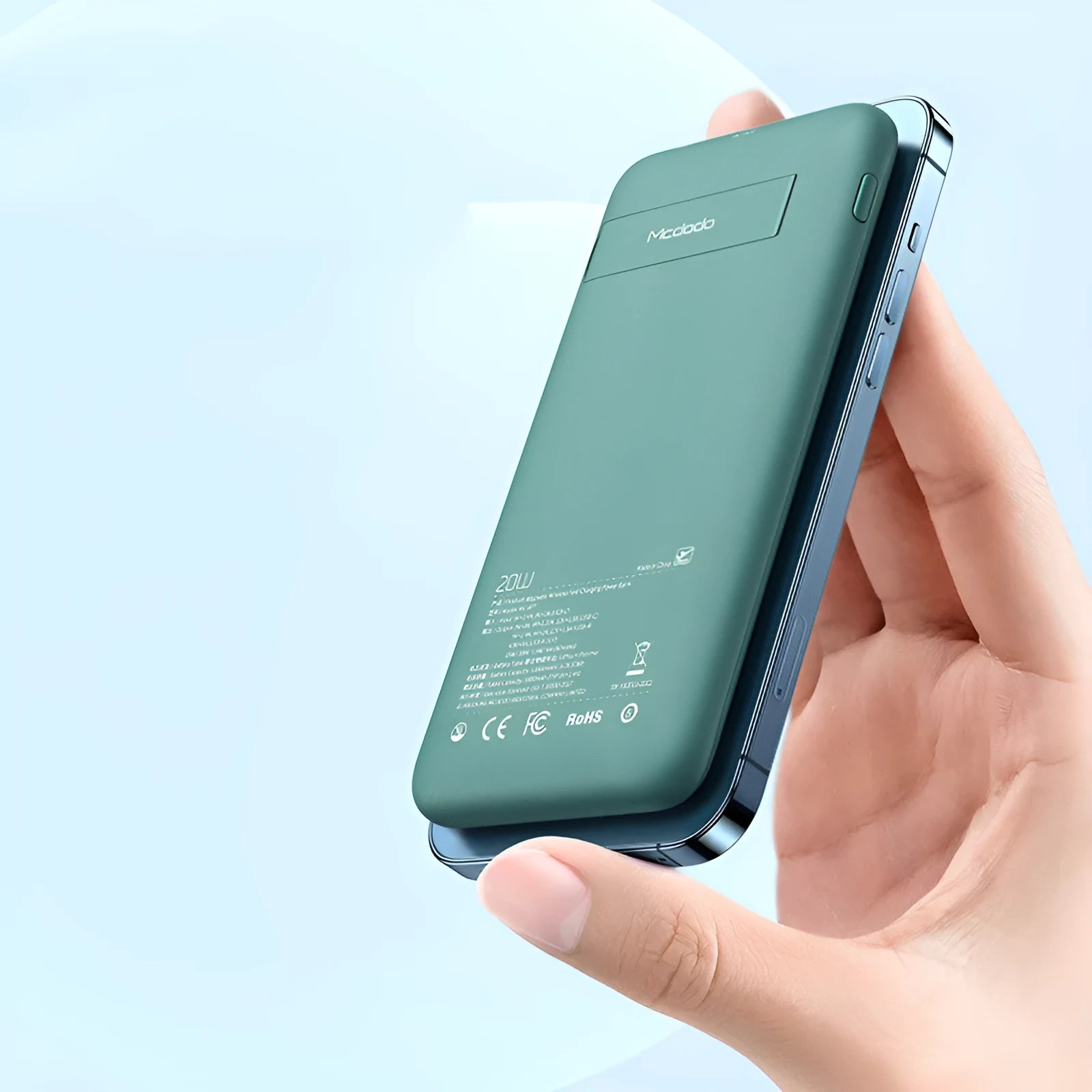 Maiduo MagSafe magnetic wireless power bank in mint green colour showing dimensions 15.5cm × 7.5cm