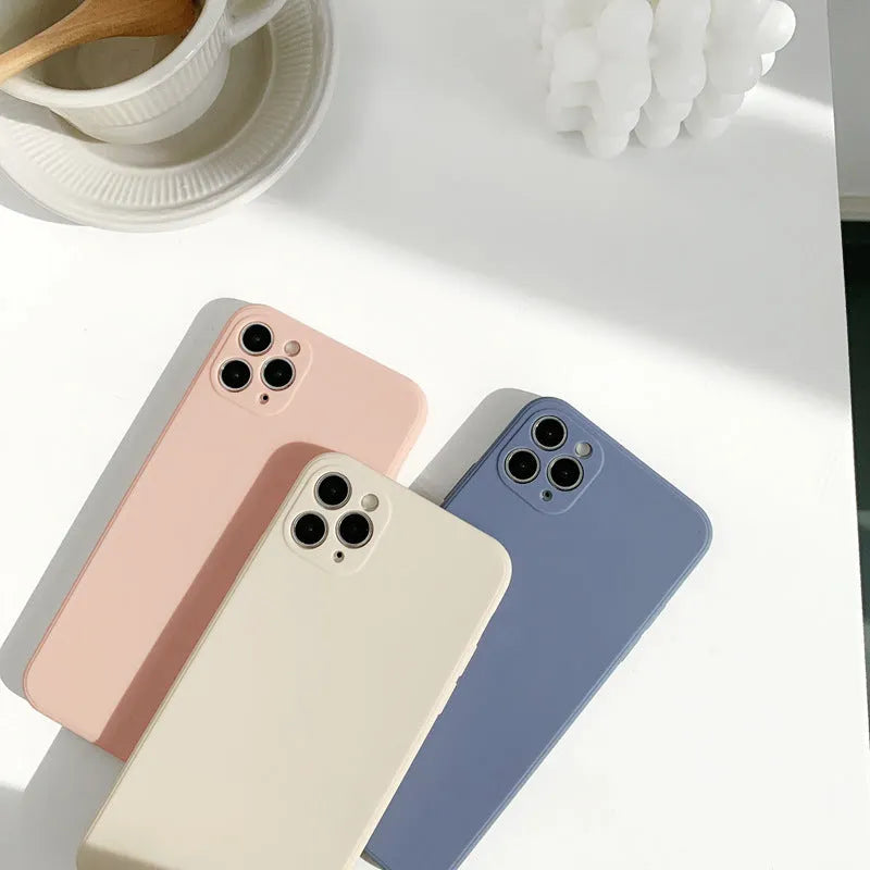 Simple solid colour VTPU phone case for Apple iPhone in straight edge powder finish
