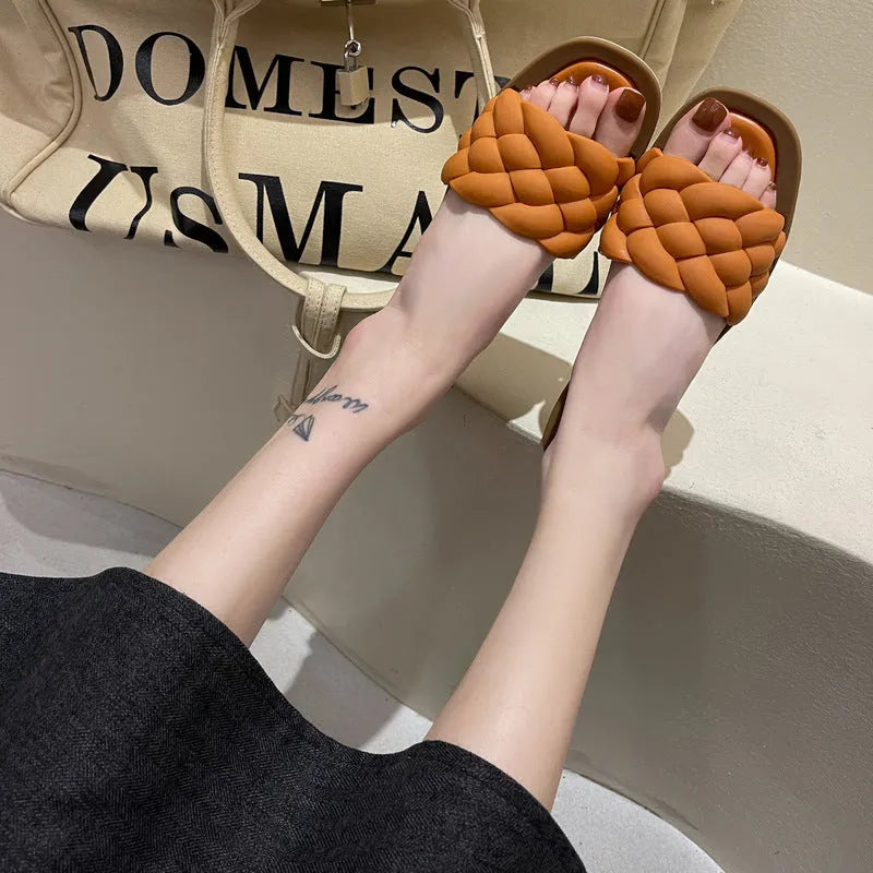 Women's plaid pattern PVC beach sandals with thick anti-skid soles