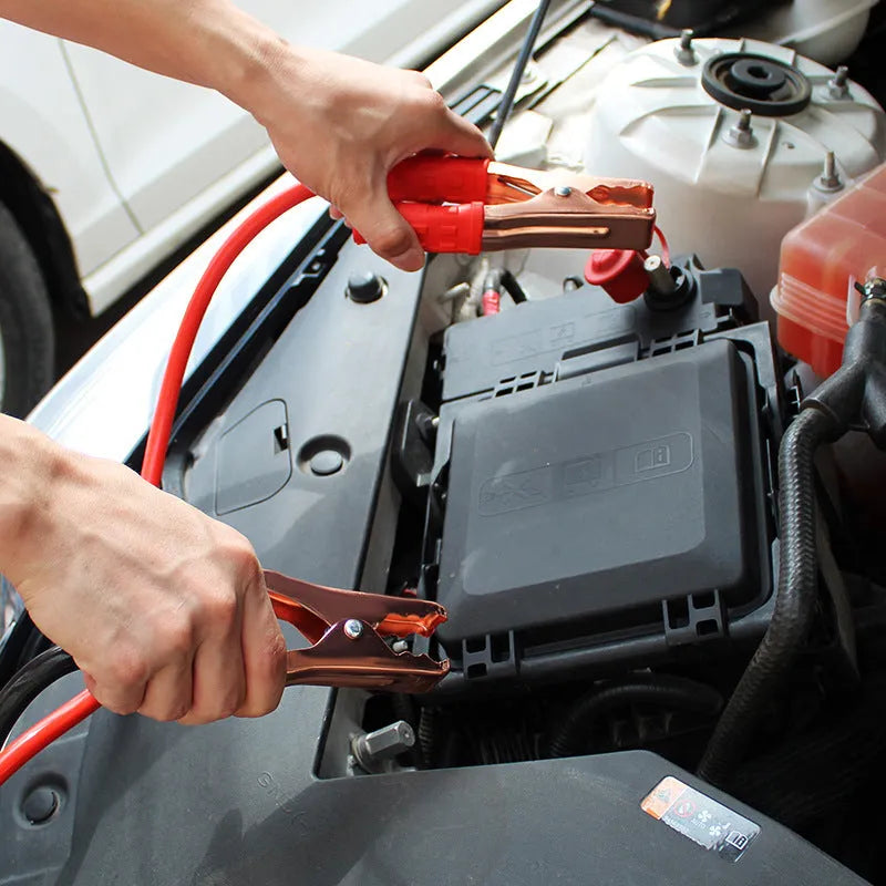 Car battery clip kit with black and red 500A clamps on 2m PVC copper cable in OPP bag
