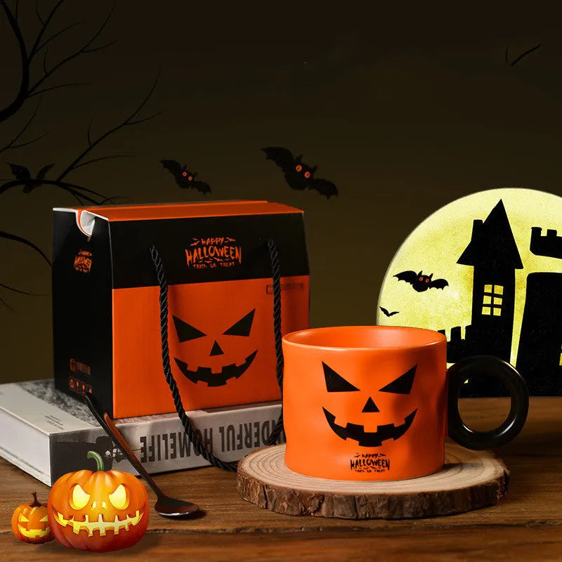 Pumpkin ceramic mug with handle, 15cm height, orange colour, includes dessert spoon and gift box, Halloween party favour
