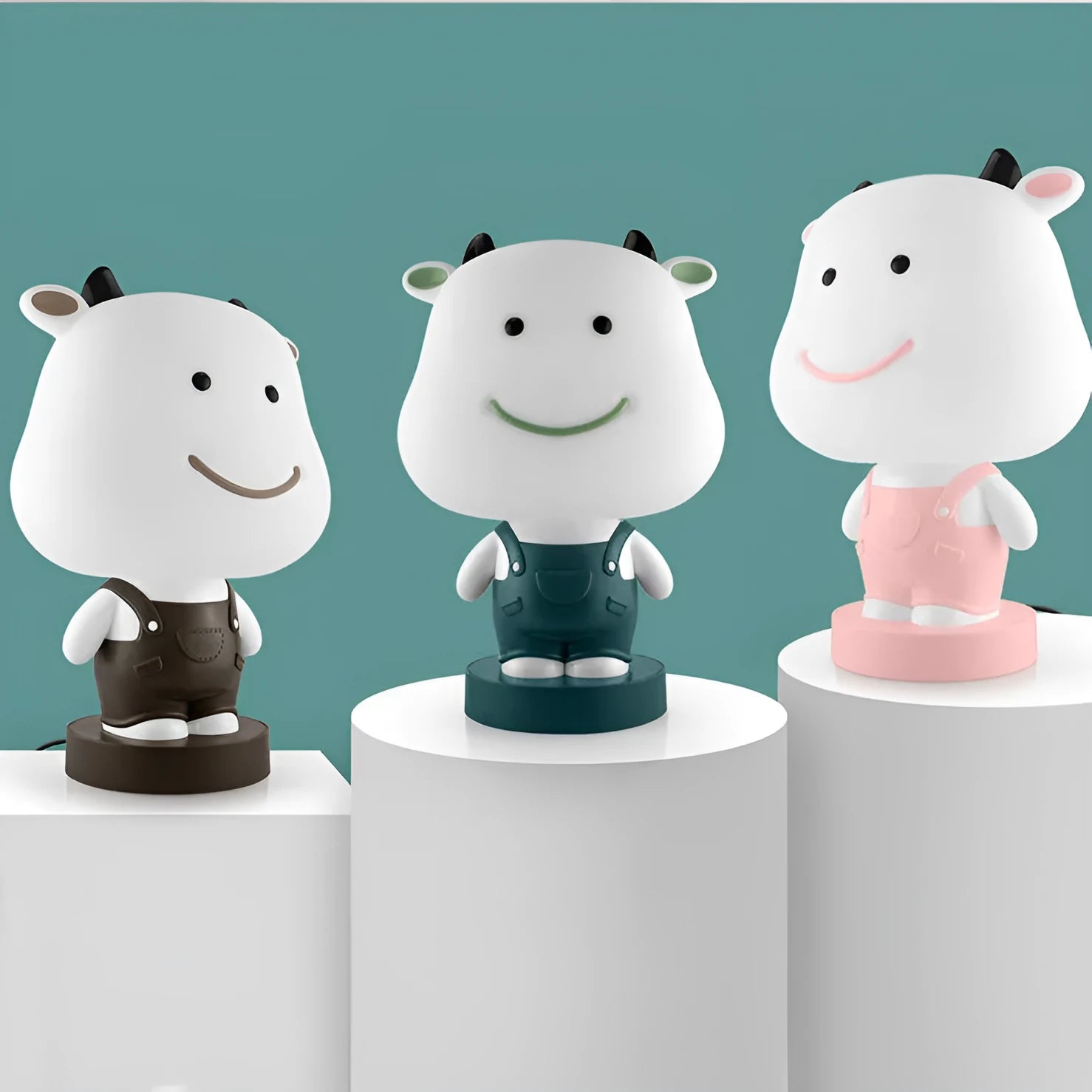 Cartoon animal table lamp with plastic shade and LED lighting in bear, cattle, rabbit or tiger designs