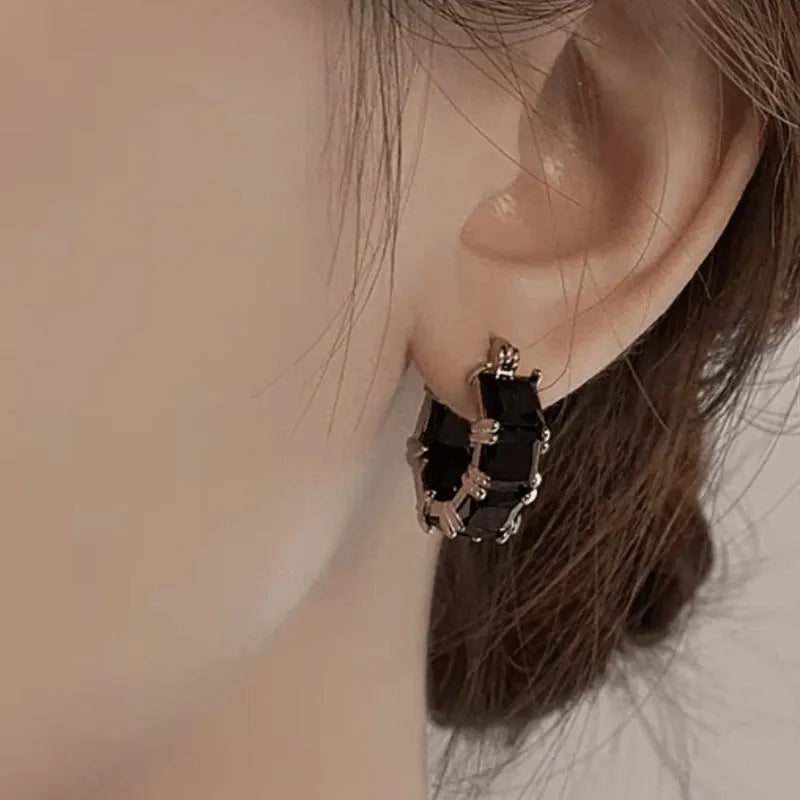 Geometric U-shaped women's ear rings with gold electroplating and zircon crystals