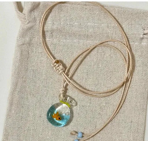 Women's joker character pendant necklace with a cotton and linen clavicle chain.