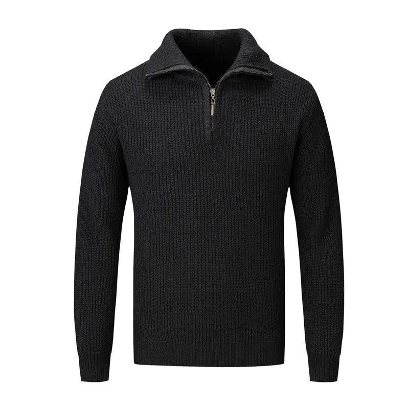 A man's loose slim-fit solid colour pullover sweater for autumn and winter casual wear.