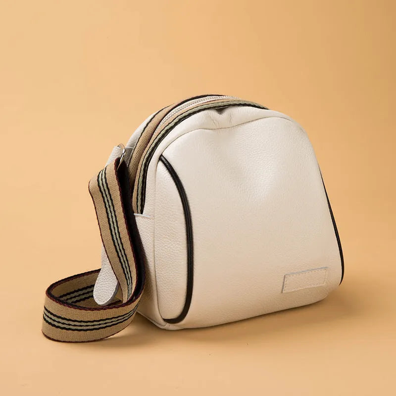 Genuine cowhide saddle bag for women, small square shape, black leather, car-suture detail, detachable handle