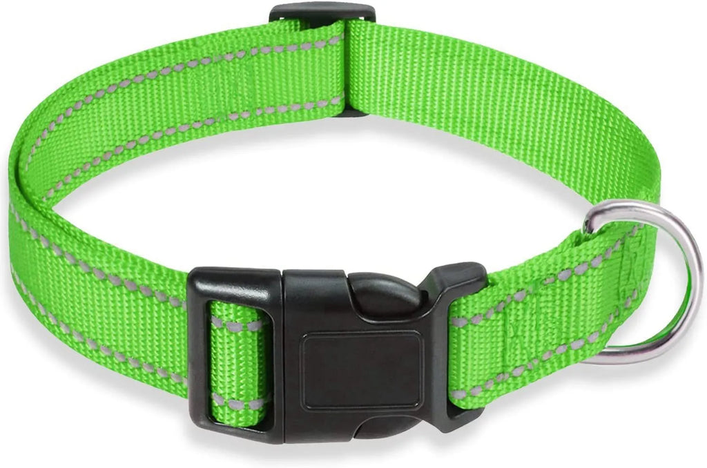 Dog adjustable chest strap dog collar in nylon, available in multiple colours and sizes from XS to XL
