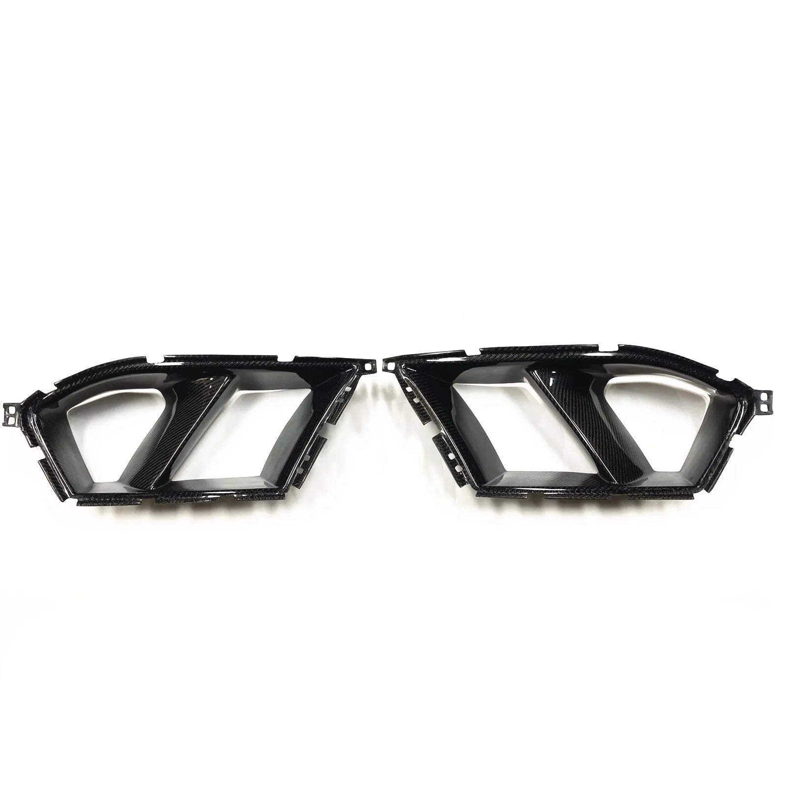 Dry carbon fibre front bumper grille for BMW M3 M4 G80 G82 in black 3K weave with UV coating