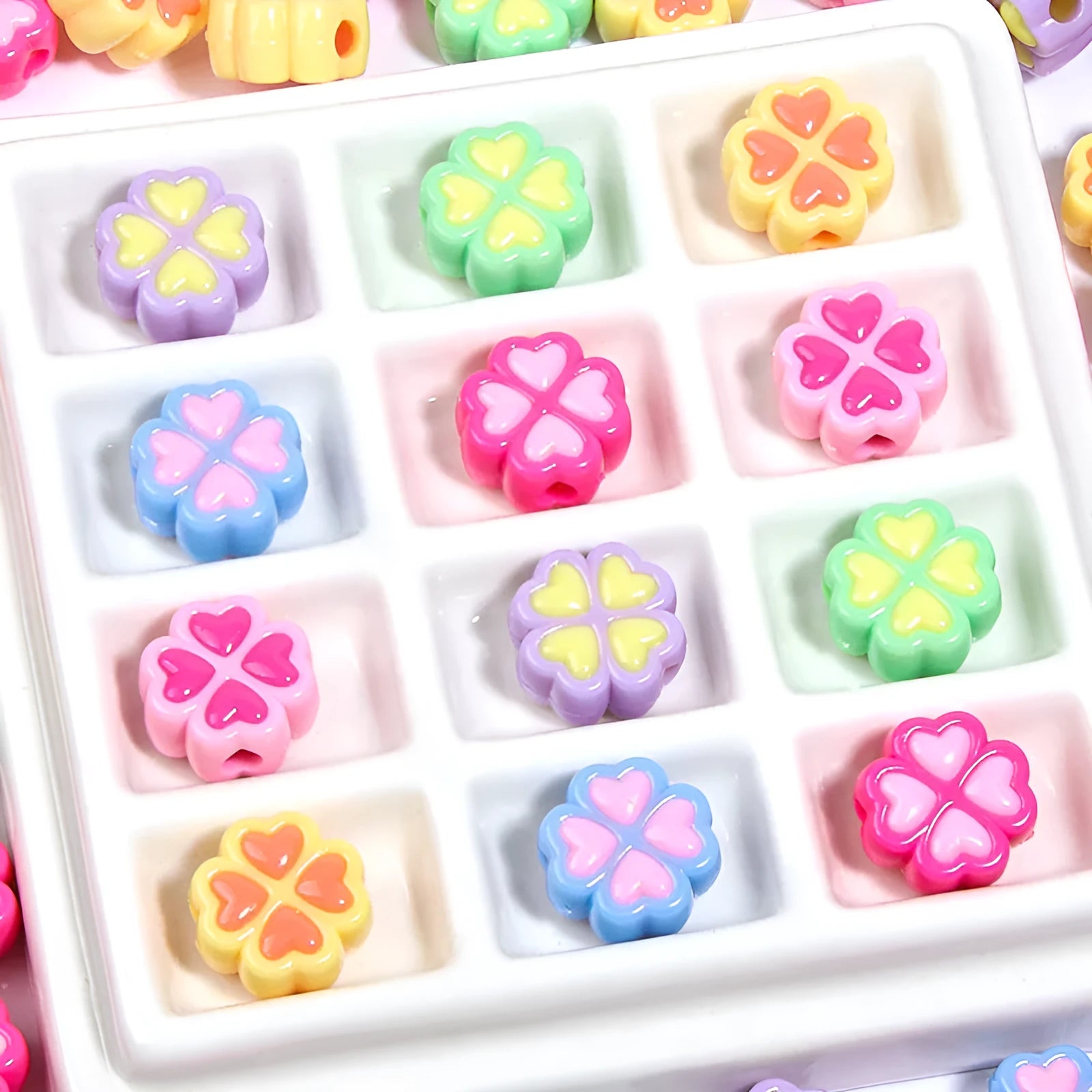 Acrylic four-leaf clover beads in mixed colours with frosted finish, 15mm diameter for jewellery making