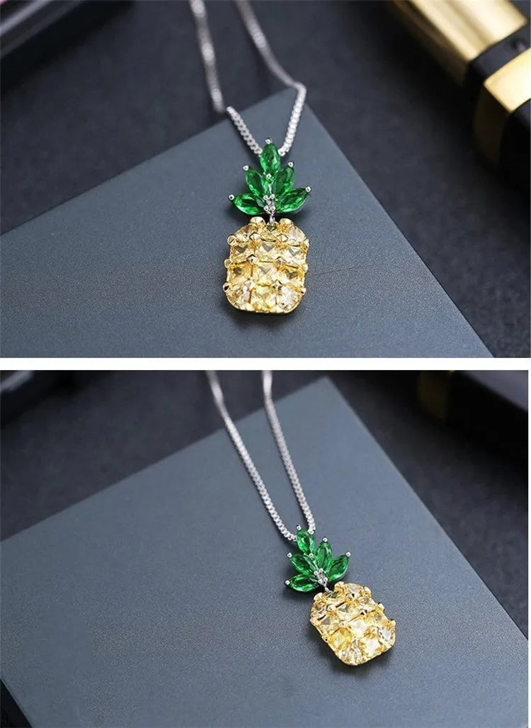 Silver geometric pineapple diamond necklace with Korean fashion design