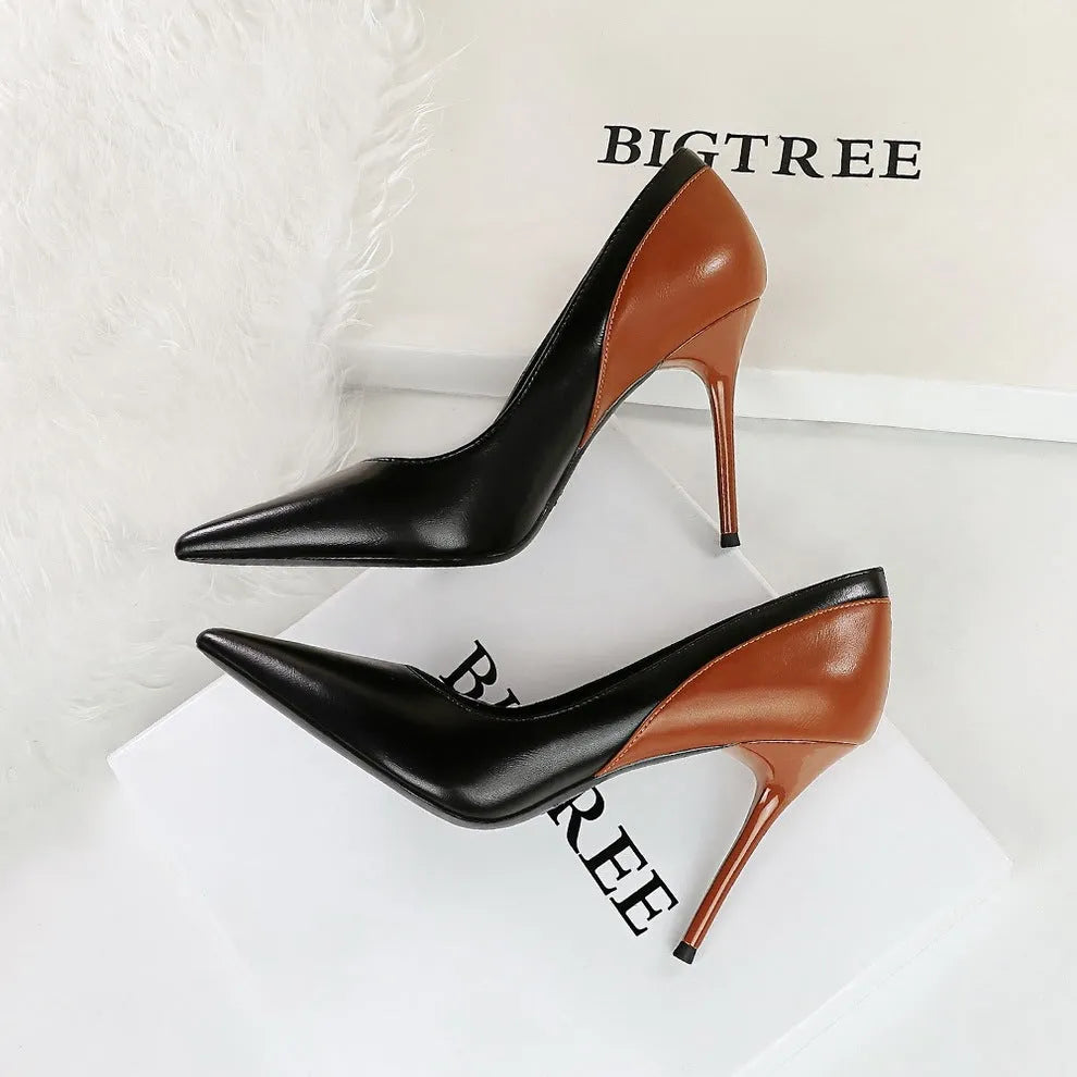 Retro colour block stiletto heel pumps for women in black and creamy-white with pointed toe