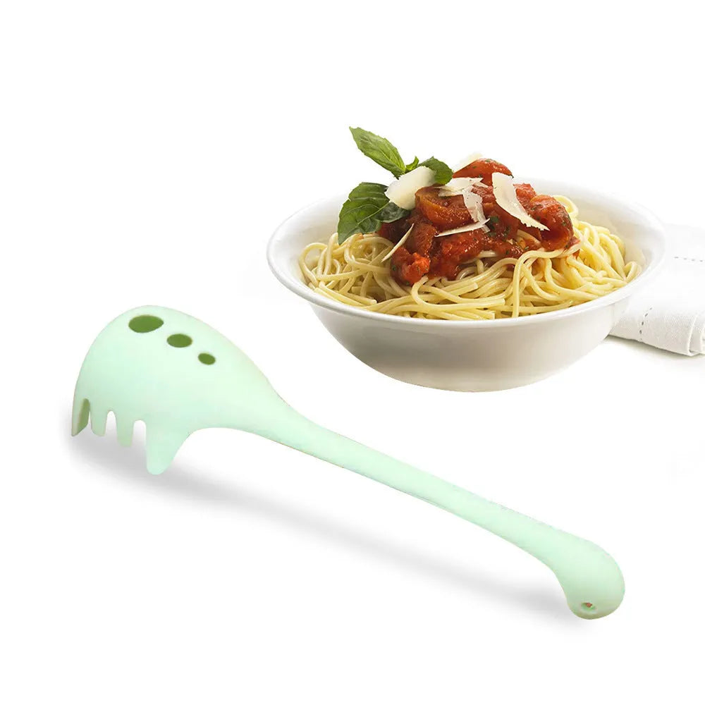 Plastic multifunction kitchen spoon set with spatula and spaghetti spoon measuring 30.5cm and 28cm