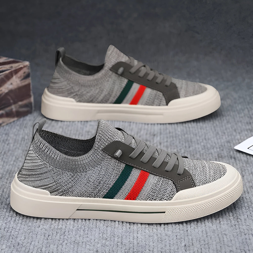 Breathable thin knitted mesh men's casual sneakers in beige with flat rubber sole and elastic band closure