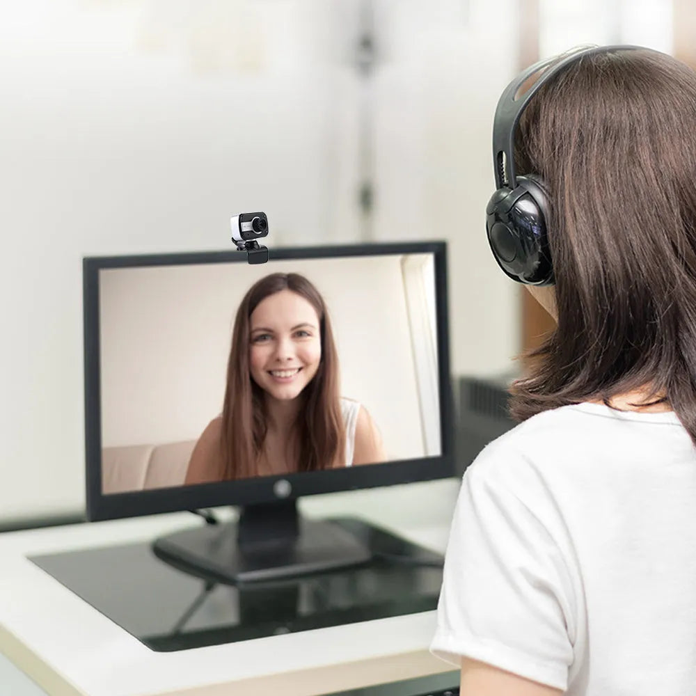 Mini driverless video camera with 12-megapixel CMOS sensor, 360-degree rotation, manual focus, built-in microphone, and 1.45-metre cable