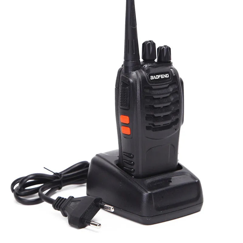 Baofeng USB BF-888S walkie-talkie handheld station in black with UK plug charger
