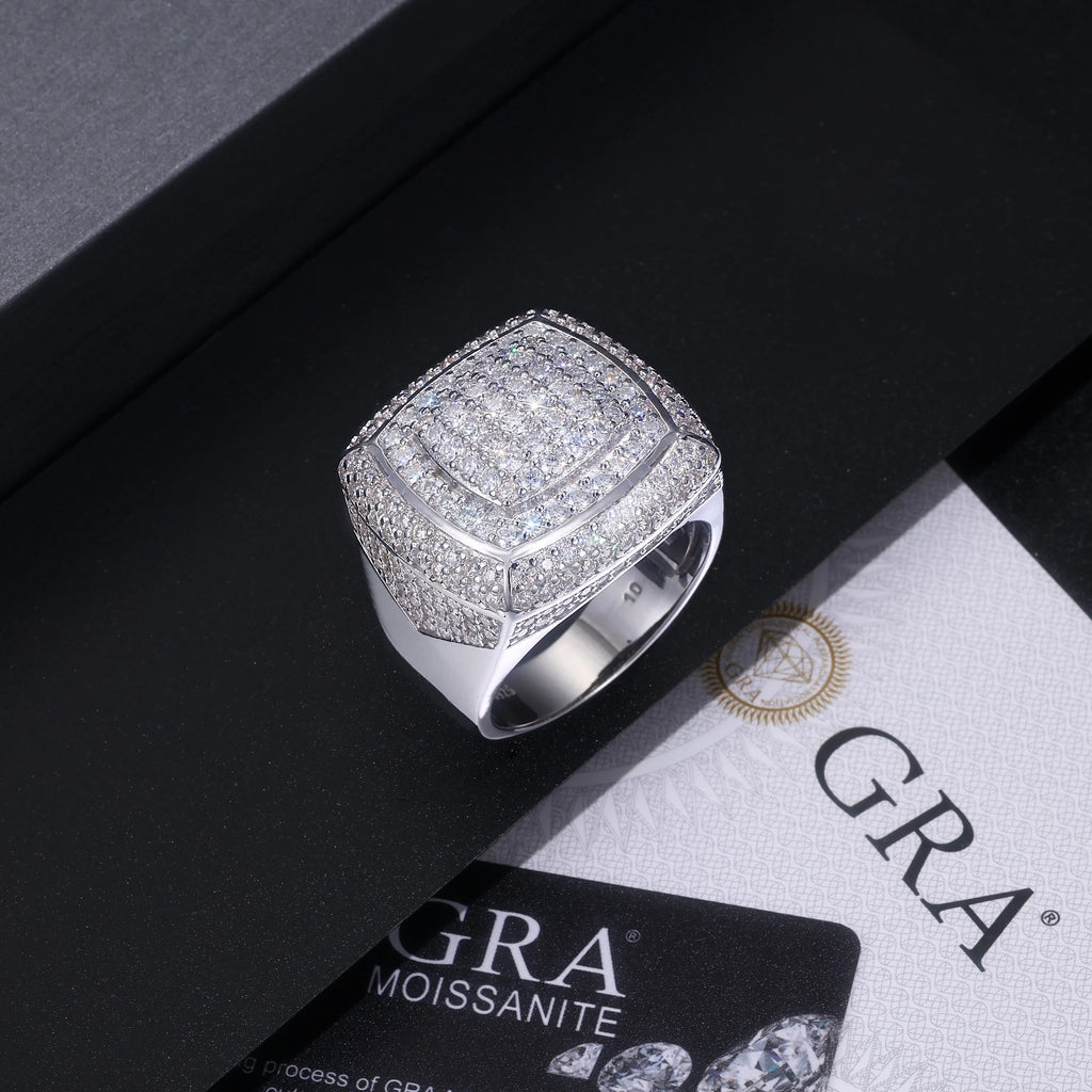 Men's moissanite ring S925 silver platinum-plated, set with under 0.1 carat moissanite, GRA certified, on white background