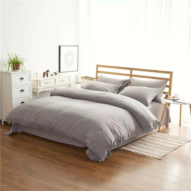 Four-piece polyester bedding set with sheet, quilt cover, and pillowcases in olive colour, modern simple style for 2m bed
