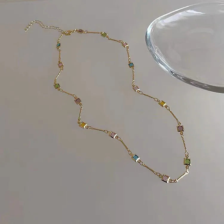 Square colour fine clavicle chain necklace with geometric artificial crystal quadrilateral pendants
