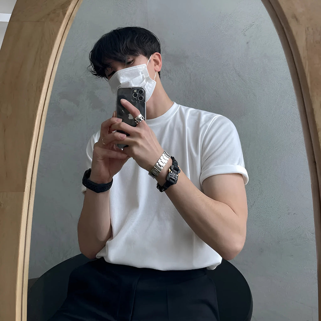 Men's slim-fit cotton t-shirt in white and black colours with half sleeves