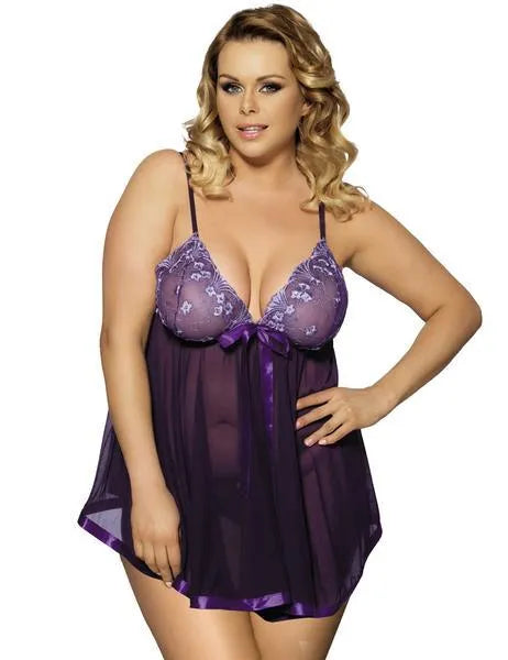 Women's sexy lace sling sleepdress in polyester, sizes up to 6XL, available in black and other colours