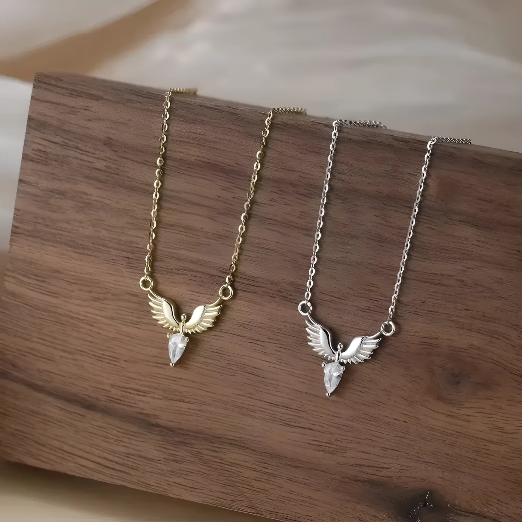 925 sterling silver eagle pendant necklace with adjustable O-ring chain in white gold finish
