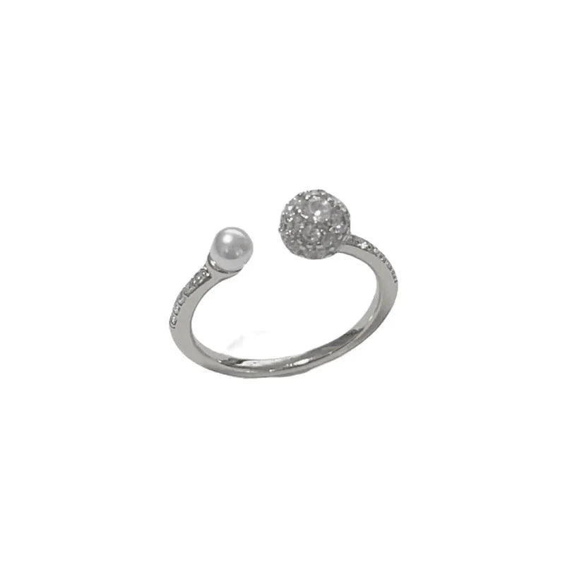 Women's gold plated open-end pearl ring with round zircon geometric design on copper base