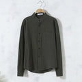 Solid colour men's long sleeve round neck casual loose linen shirt in green cotton-linen blend