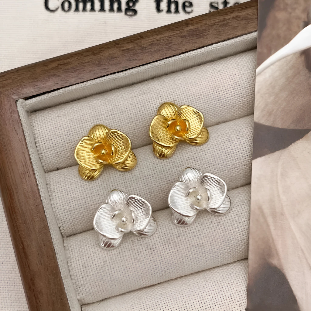 Copper retro flower earrings with petal design in gold or silver electroplated finish